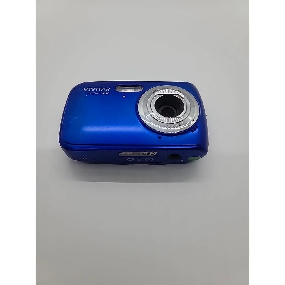 Vivitar ViviCam S126 Compact Digital Camera Blue Point and Shoot Tested